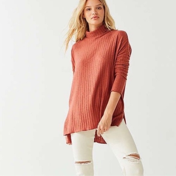 Cozy Ribbed Turtleneck Sweater in Coral - Picture 1 of 6